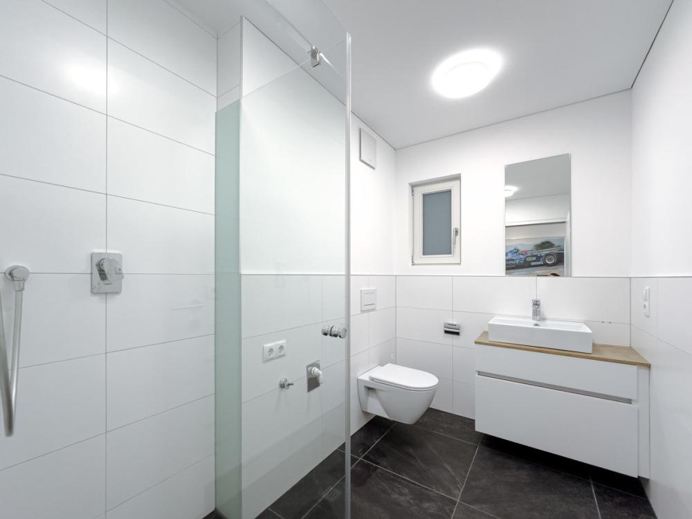 Badezimmer 1