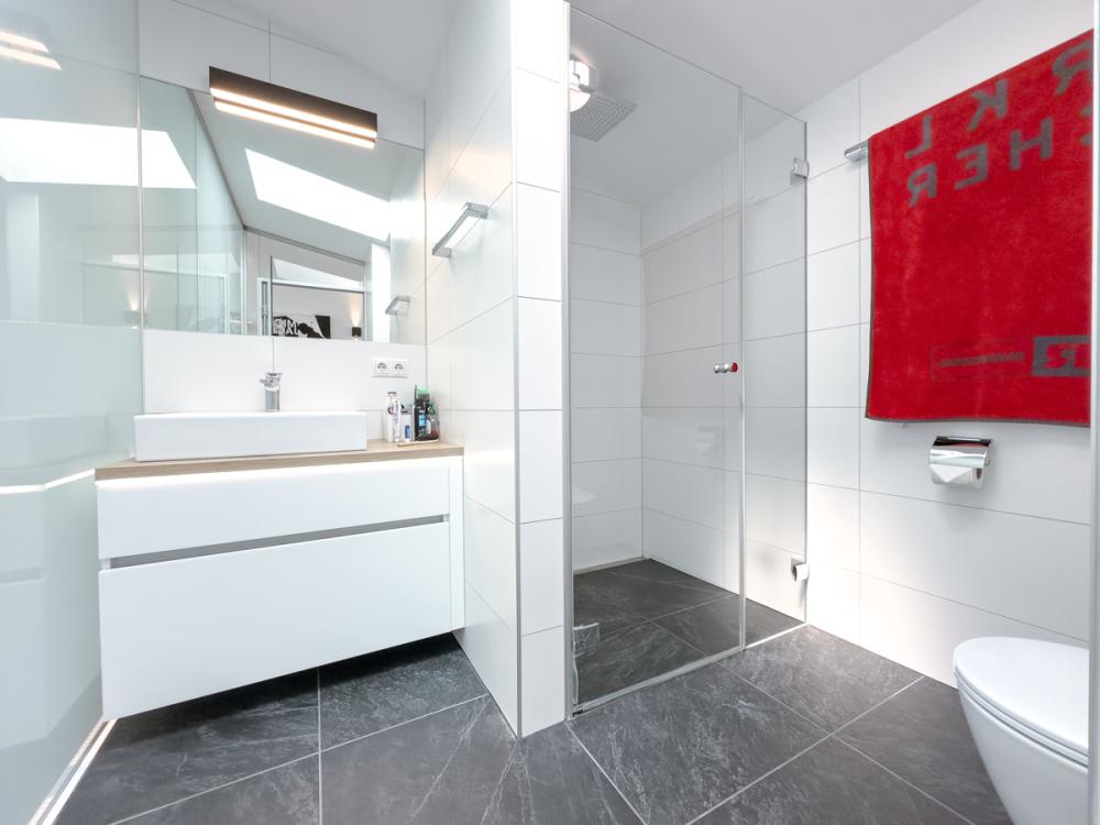 Badezimmer 2