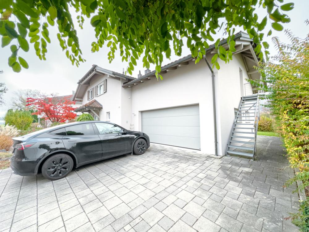 Außenansicht Garage