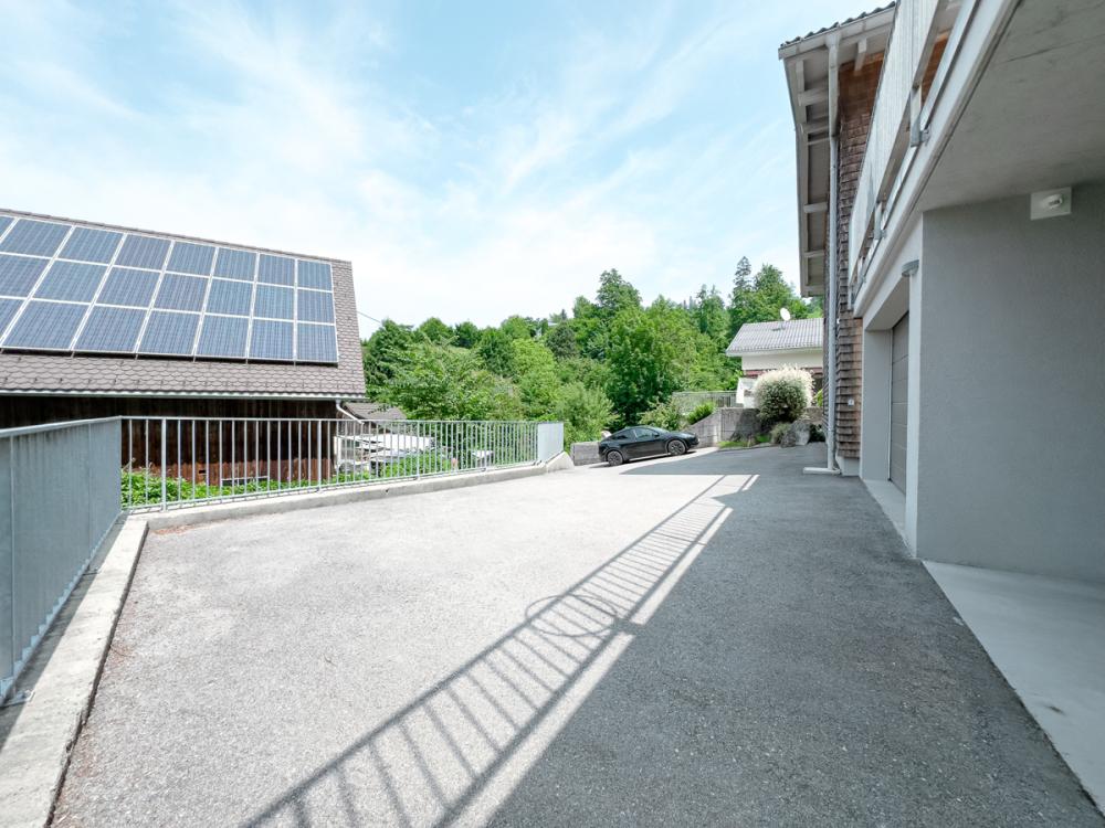 Außenansicht Vorplatz 2