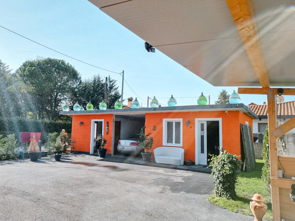 Garage