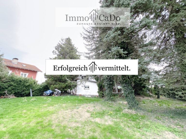 NEUER PREIS: Grundstück mit Altbestand in Höchst
